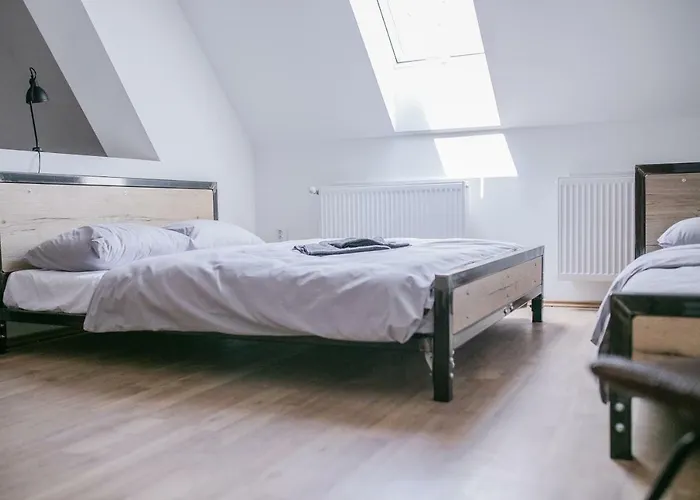 Schoendorf Hostel - Virtual Reception